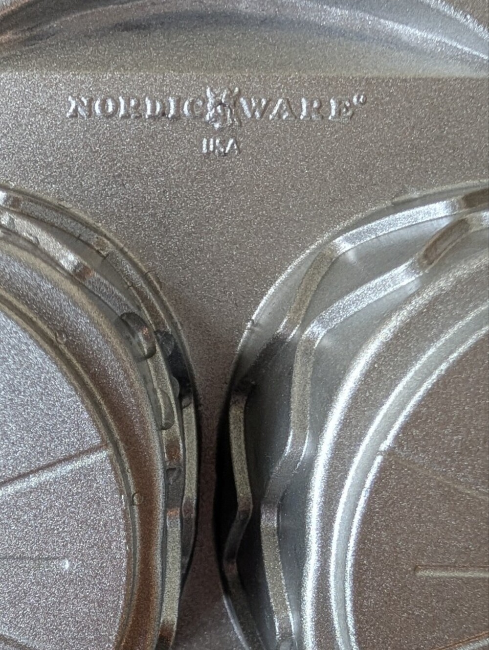 Nordic Ware, Mini Pineapple Upside Down Cake Pan - Picture 4 of 4